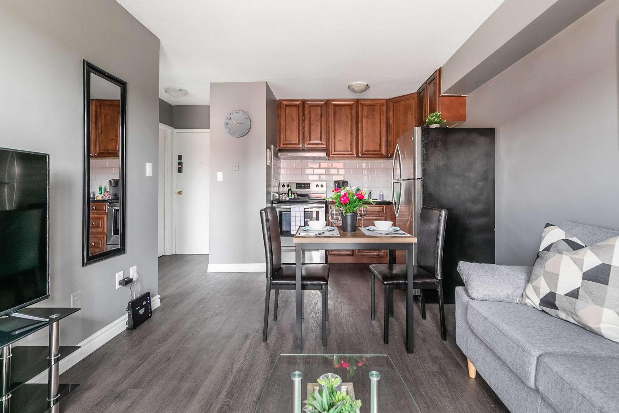 Glenview West Apartment W Patio - Near Downtown Хамилтън Екстериор снимка