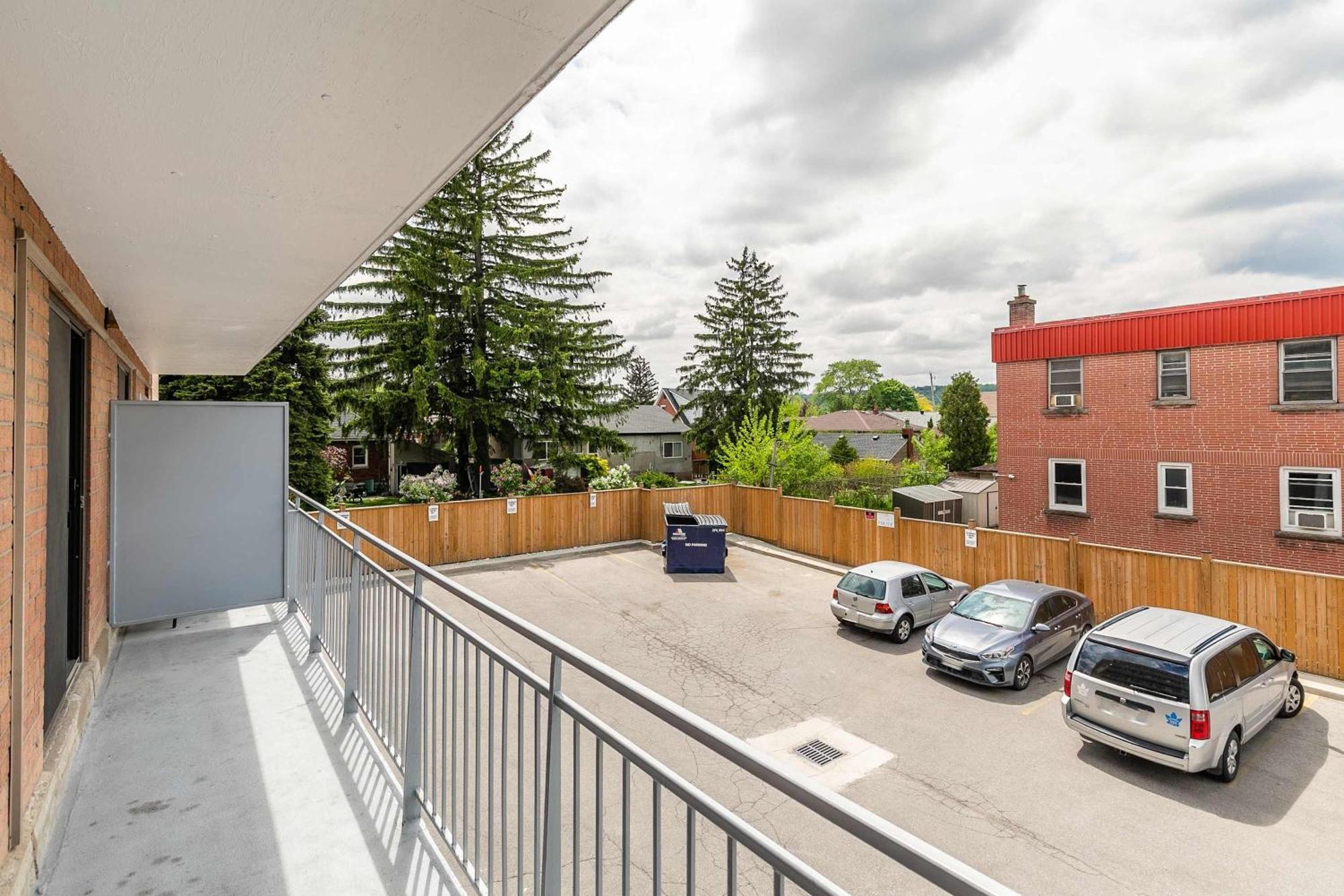 Glenview West Apartment W Patio - Near Downtown Хамилтън Екстериор снимка